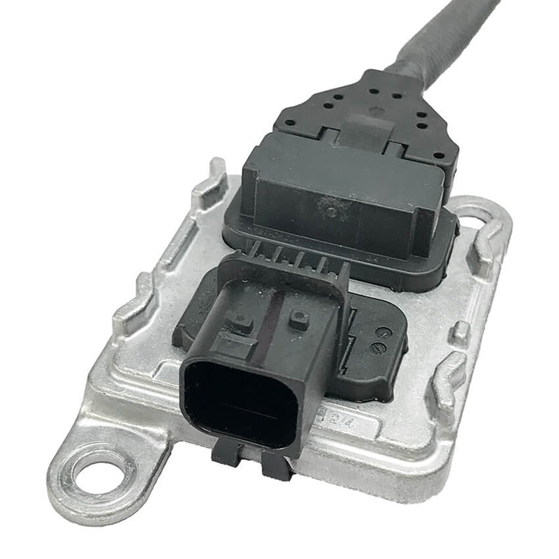 New Genuine OEM "Take-off" Detroit / Mercedes NOX Sensor (A0101531928)