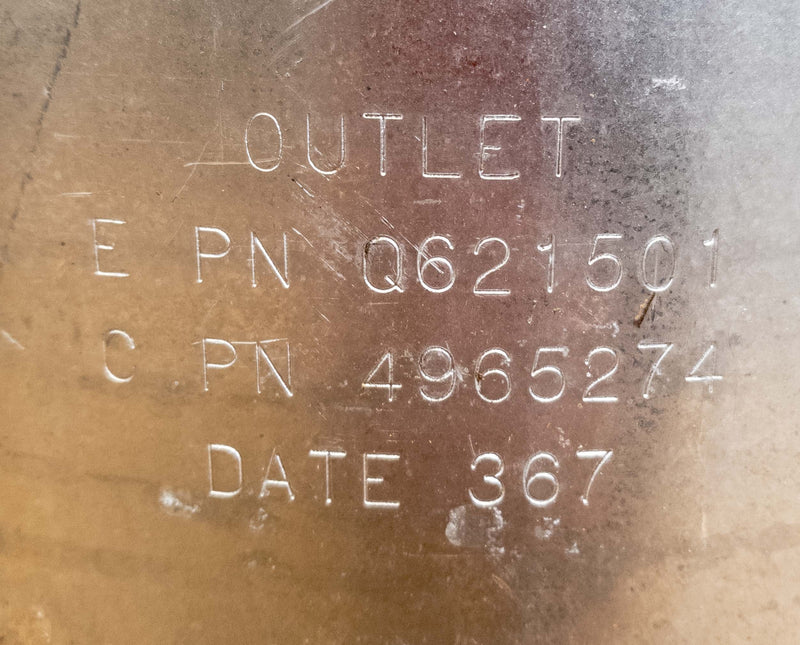 Cummins 4965274 outlet hat - close up